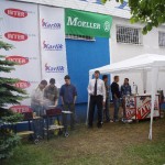 Ludzie, budynek, tkaniny - komponenty elektryczne i oświetlenie Polamp
