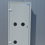 Szafa elektryczna szara - komponenty elektryczne i oświetlenie Polamp.